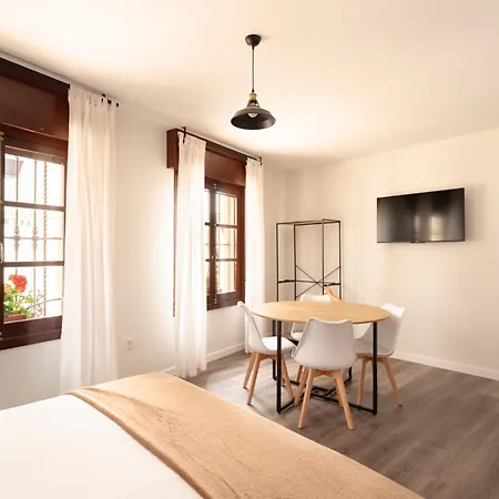 Апартаменти San Basilio - Plaza Del Potro *